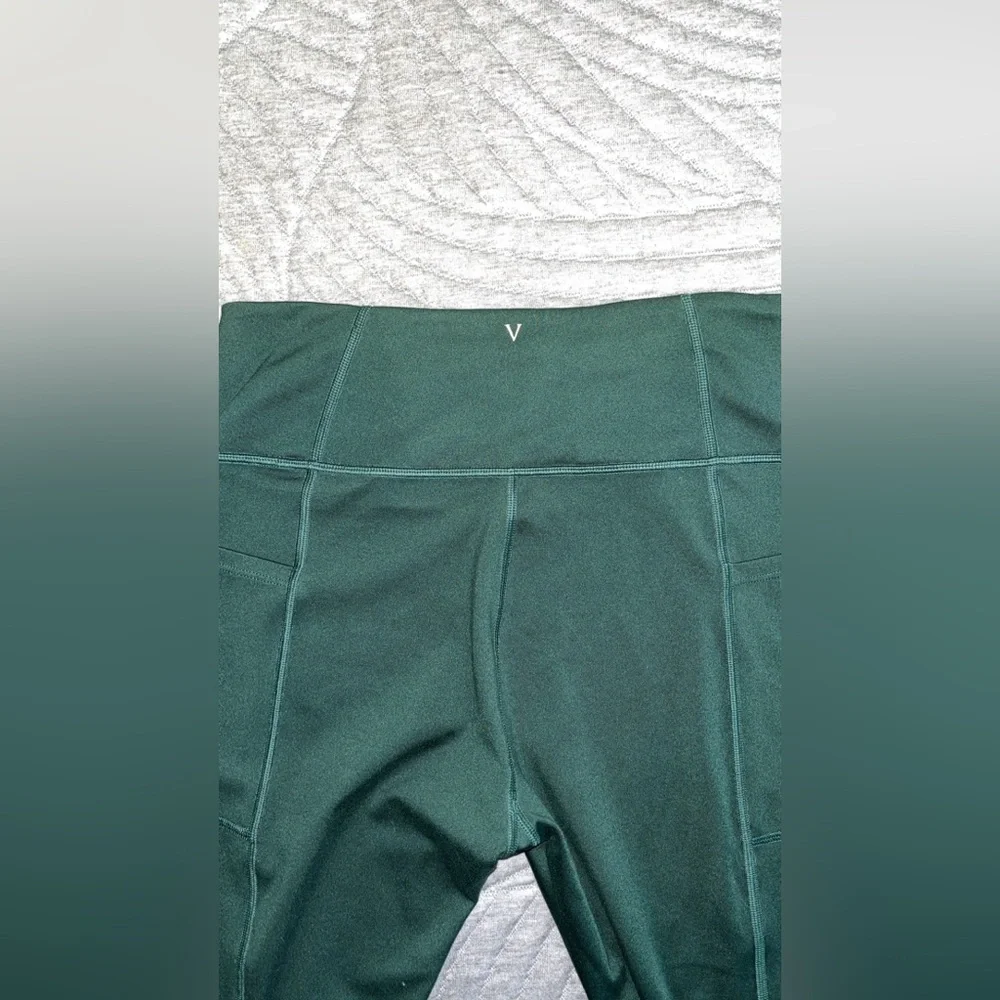 Victoria’s Secret 7/8 leggings-Size 10 - Picture 3 of 6